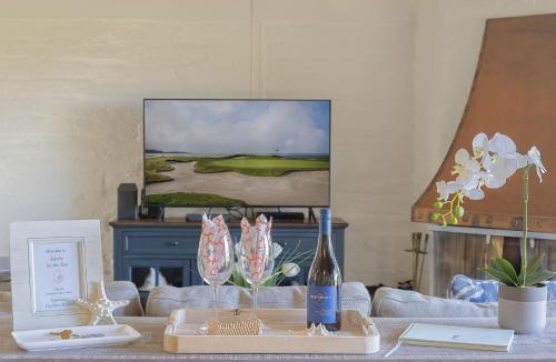 Del Monte Forest House | 3786 Adobe by the Sea home