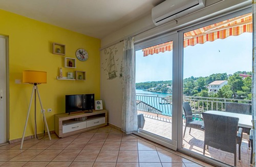 Cove Basina (Jelsa) Apartment | 38 m² Apartment ∙ 2 bedrooms ∙ 4 guests
