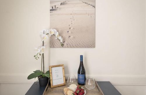 Pacific Grove House | 3814 Surf's Up!