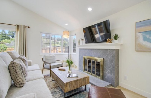 Mission Fields House | 3892 Carmel Pearl home