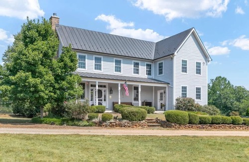 Dyke House | 39-Acre Retreat: Mtn Vistas, River, Pool & Trails