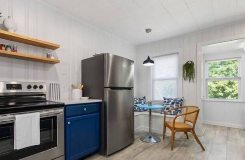 Rye Cottage | 39 Cable Rd., The "Penelope"