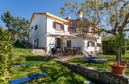 Njivice Apartment | 39 m² Apartment ∙ 2 bedrooms ∙ 4 guests