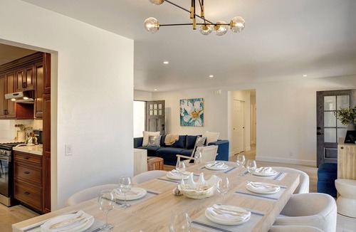 Northeast Carmel House | 3944 Seaside Bash - Central Carmel Location