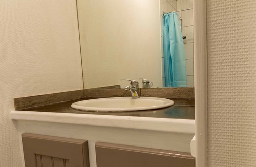 Flers Apartment | 39m² in a quiet area near train station and shops