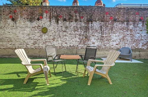 Upper Telegraph House | 3B2B spacious house close to Cal/SF W/D & Parking