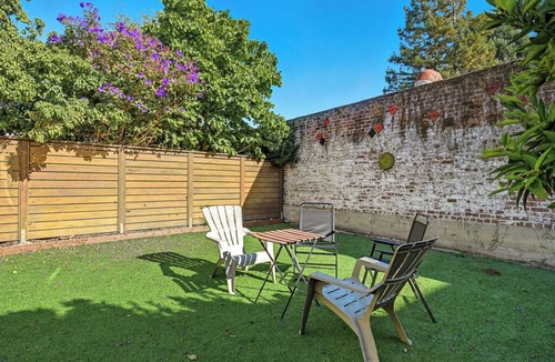 Upper Telegraph House | 3B2B spacious house close to Cal/SF W/D & Parking