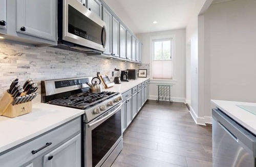 Brightwood Park House | 3B3B - 520 Jefferson St NW DC