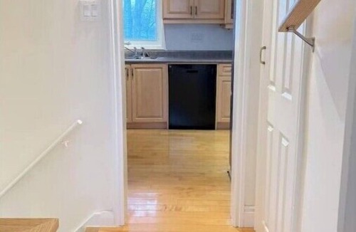 Victoria Village House | 3B3BOnly 5mins to DonMills &Wynford Dr TTCStation