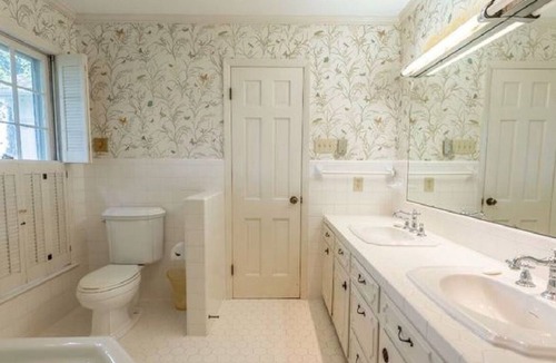 Summerville House | 3BD 2 BR Very Private Executive House