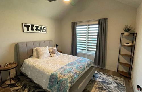 Lubbock House | 3BD ☆ 2BA New Home w/Full Kitchen & Outdoor Patio☀