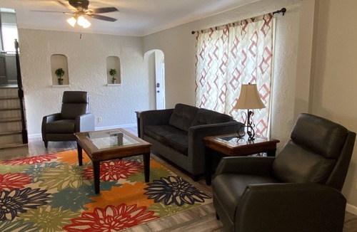 Laurel House | 3BD Cozy Home