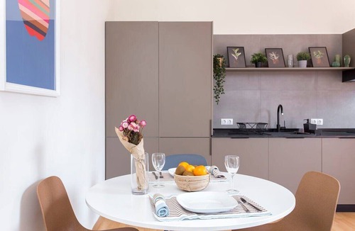 El Parc i la Llacuna del Poblenou Apartment | 3BD for Families in Poblenou next to the beach!
