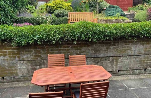 Ridgeway House | 3BD Home in South Yorkshire