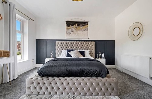 Walkden House | 3BD Retreat Boothstown Manchester