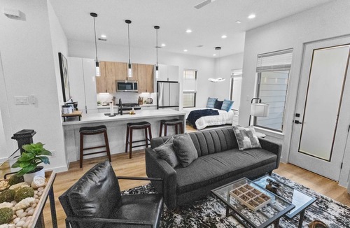 OST - South Union House | 3BD Spacious Retreat Fast Wi-Fi, Parking, Gym