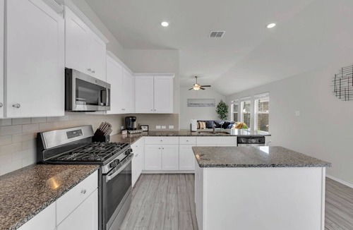 Lincoln Park House | 3bdr Aubrey House Near Beach & PGA