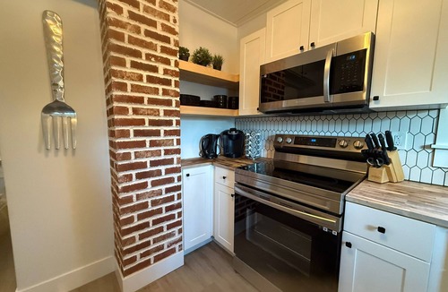 Saskatoon Downtown House | 3BDR Entire House 1BLK to River/5min Walk to DTWN