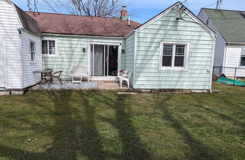 Kenmore House | 3bdrm - Pet Friendly - ~20min to Niagara Falls & more!
