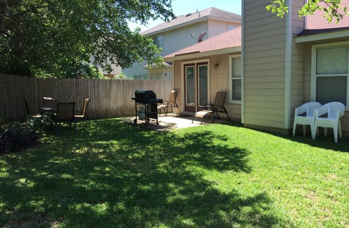 San Antonio House | 3BDRM Single Story home