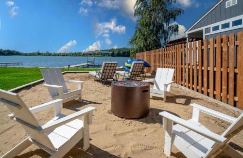 Fox Lake House | 3Bed 2Bath Luxury Lake House on Myers Bay Private Pier Beach Firepit and Deck