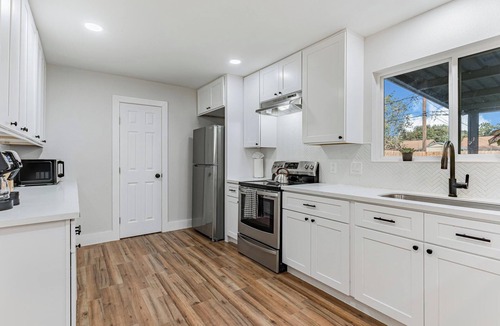 Central Southwest House | 3Bed/2Bath with Modern Comforts. NRG STADIUM 8 Miles Away. FIFA World CUP 2026