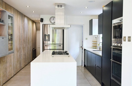 Bruce Grove House | 3bed mod Victorian Conversion + sun Filled Garden