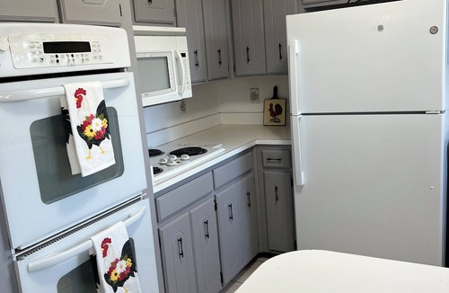 Amarillo House | 3bedroom 2bath 2car garage pet friendly