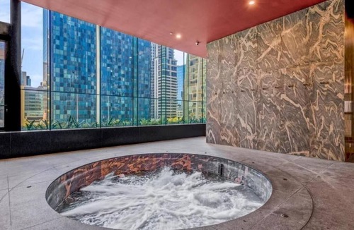 Melbourne Central Business District Apartment | 3Bedroom 2Bathroom CBD Apartment