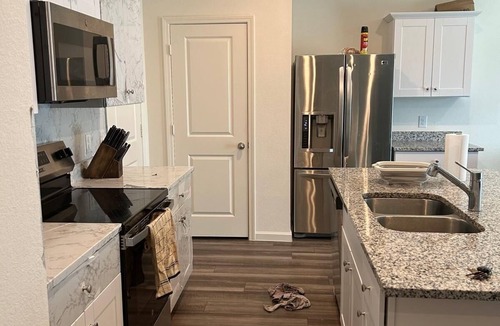 Westminster House | 3bedroom 2bathroom house in charming area of Princeton a newly built house.