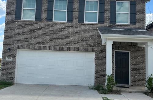 Westminster House | 3bedroom 2bathroom house in charming area of Princeton a newly built house.