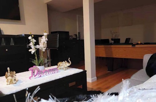 Colesville House | 3beds HANDS&HEART EXTENTED STY Lower level 2 BR