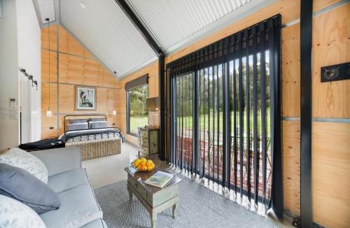 Whitfield House | 3BlackSHEDS