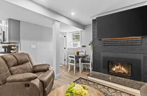 South Burlington Apartment | 3BR 1.5BA Apt in So. Burlington