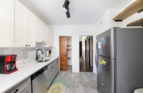 West Side Apartment | 3BR/1B Victorian House, Near NYC Parking Avail Pets Welcome