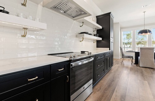 Biloxi House | 3BR/2.5BA in the heart of downtown Ocean Springs! The Wellington Penthouse