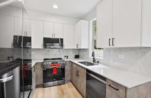 Green Lake Villa | 3BR 2.5BA Rooftop View Green Lake Hideaway