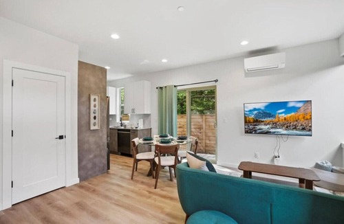 Green Lake Villa | 3BR 2.5BA Rooftop View Green Lake Hideaway