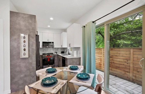 Green Lake Villa | 3BR 2.5BA Rooftop View Green Lake Hideaway