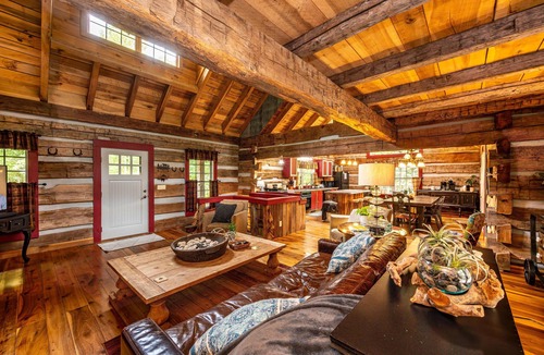 Helmsburg Cabin | 3BR, 2 BA Log Cabin