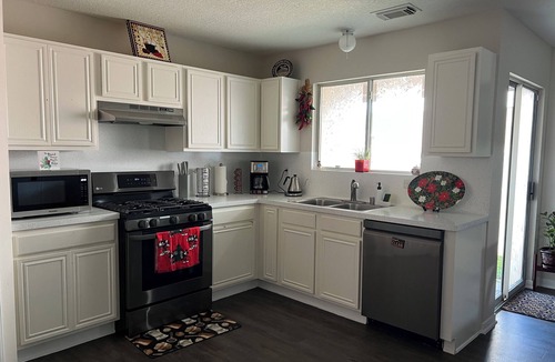 Humble House | 3BR/2B Home Away From Home · 2.5mi to IAH