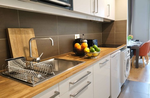 Les Halles Apartment | 3BR 2BA Apt Steps from the Louvre