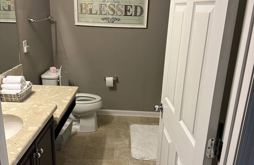 Sunbeam House | 3BR 2BA Central location