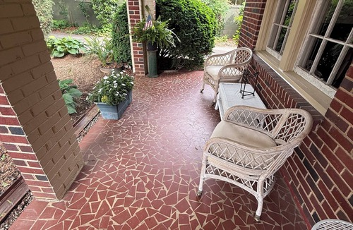 Martinsville Cottage | 3BR/2BA Cottage Sleeps 6 Short Walk to Smith River – Martinsville