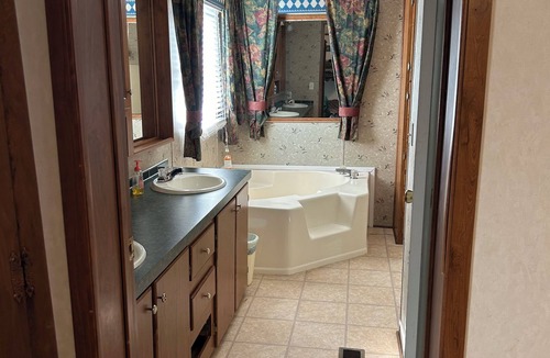 Moscow Cabin | 3br/2ba Duck Camp at Bayou Meto