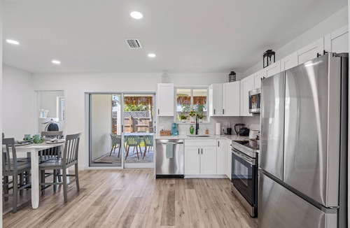 Coral Heights House | 3BR/2BA - Modern Coastal Retreat- Near Beach, Dining, Shops