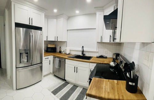 Tampa House | 3BR, 2BA Near Tampa Hospitals & Downtown