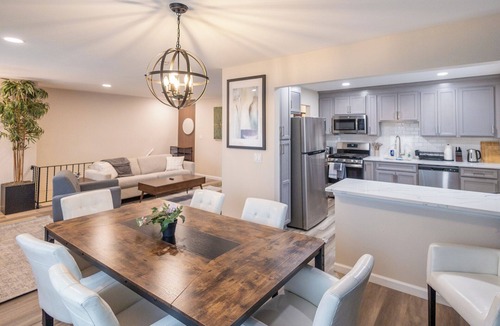 South Orange Apartment | 3BR/2BA South Orange near train!