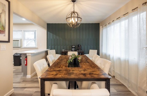 South Orange Apartment | 3BR/2BA South Orange near train!