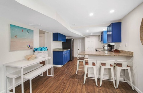 Ventnor City Apartment | 3BR/2BA Unit Just Furnished